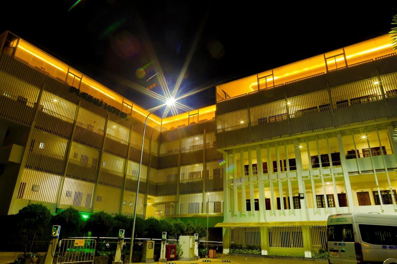 Pleiku Hotel Exterior photo