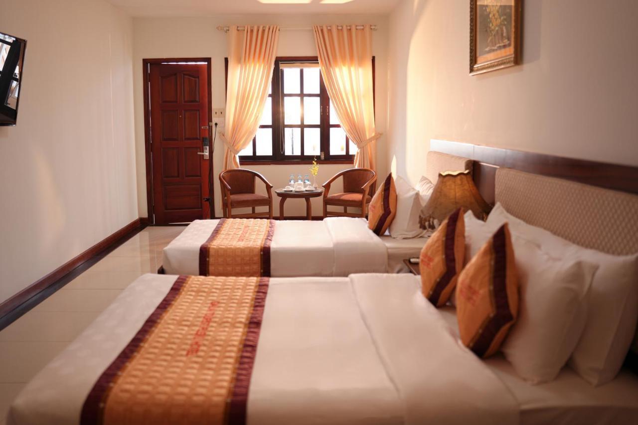 Pleiku Hotel Exterior photo